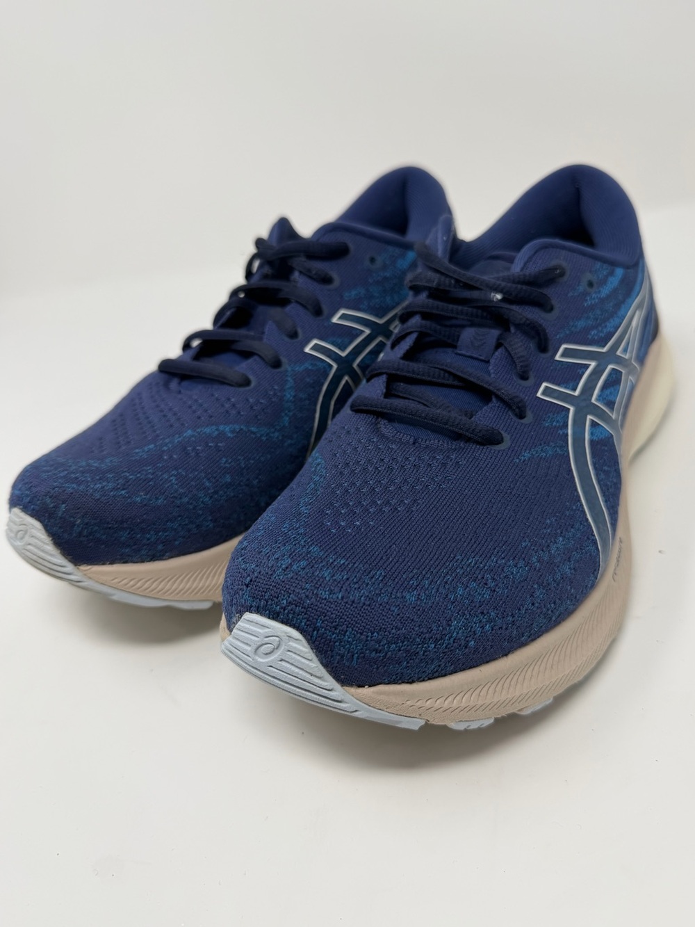 ASICS Navy Blue Athletic Running Shoes with Cream Midsole Sz.8